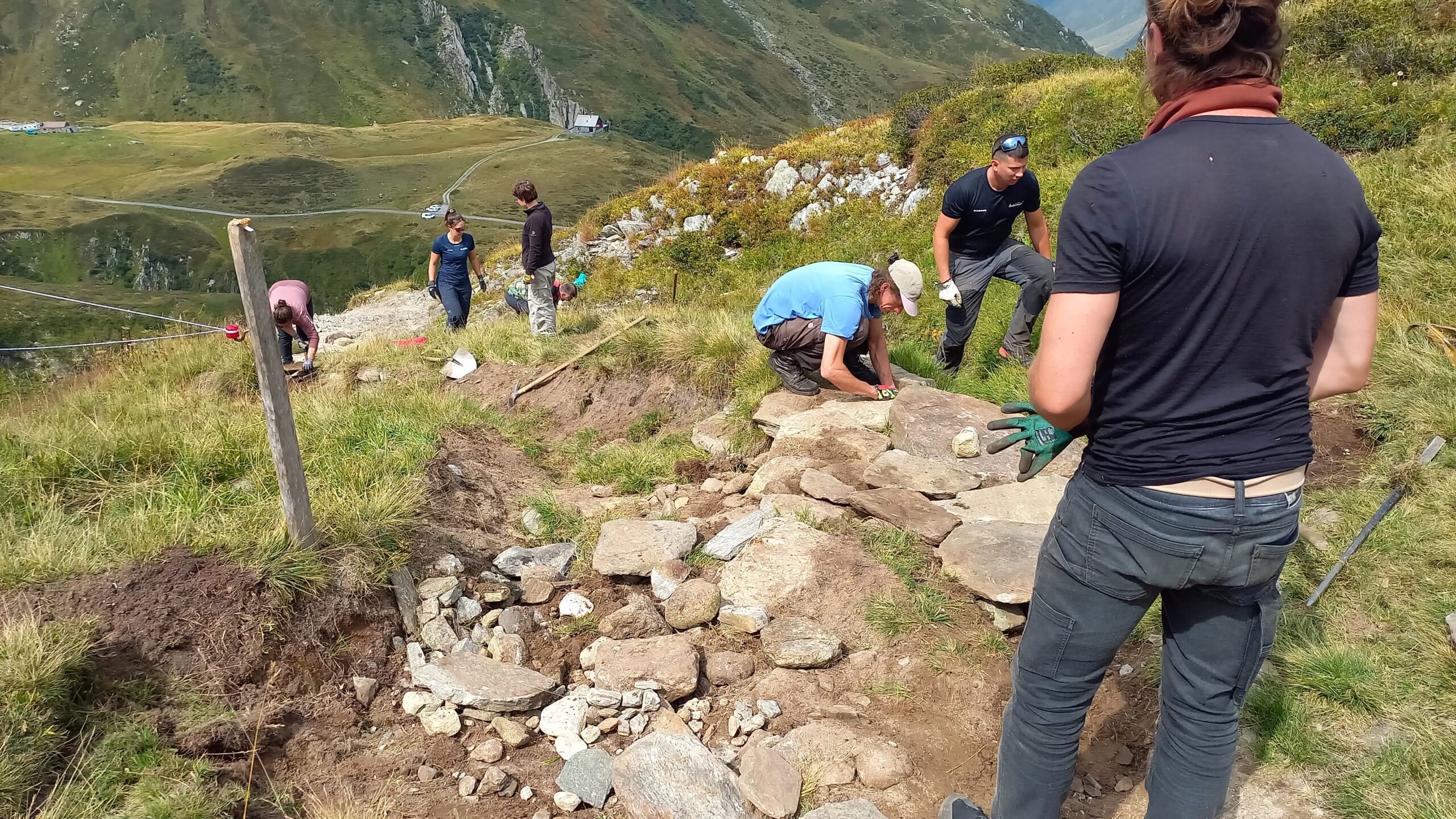 20250827_125016 Trailbau auf einem Wanderweg