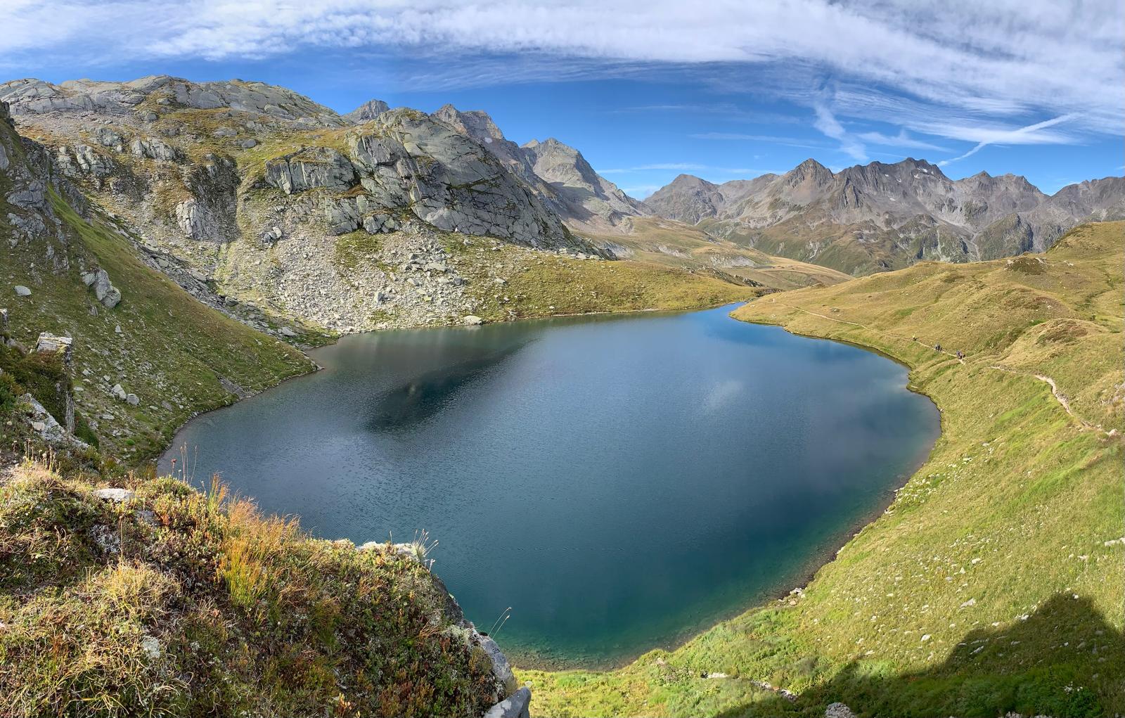 WhatsApp Image 2025-08-25 at 19.52.11 Ein Bergsee in den Alpen